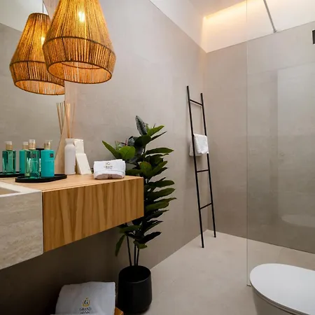 Apartment Win Herastrau - Zen Vibes - Terrace - Private Parking Bucharest